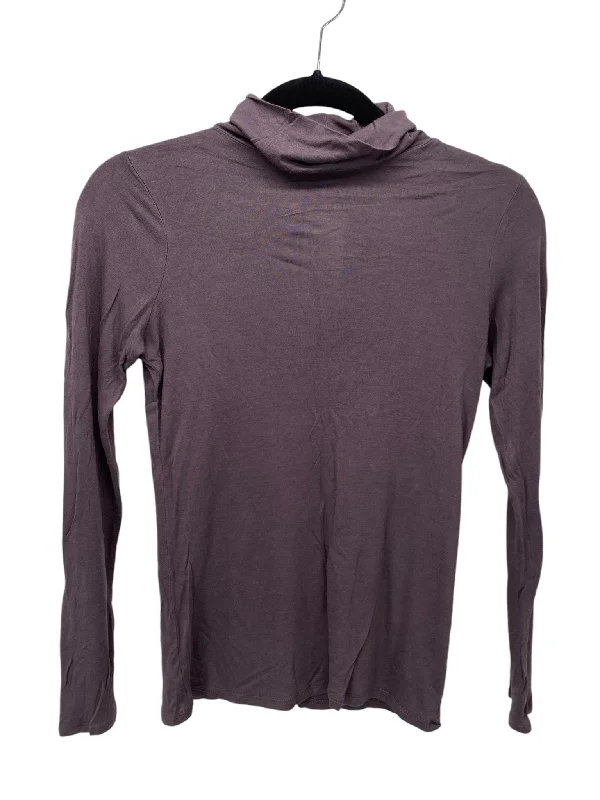 Gap Misses Size XS Taupe LS BlouseGym Shirts